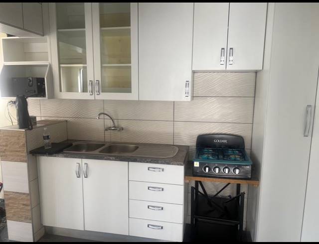 2 BEDROOM PROPERTY TO RENT IN BIRCHLEIGH NORTH